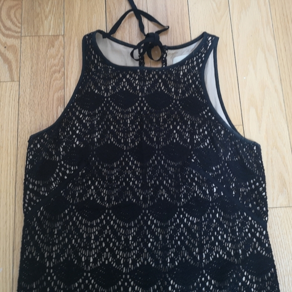 LOFT Classic Crochet Shift for effortless chic. Black with flesh lining. Size 2P - Picture 2 of 6